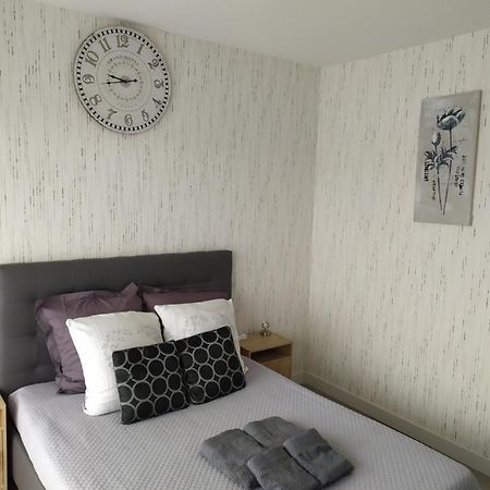 Appartamento Zen Attitude Appt 127 Sens Esterno foto